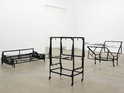 Fiona Connor, Broken sleeps, exhibition view. Courtesy of Château Shatto