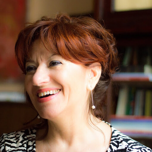 Laura Pigozzi dedica particolare attenzione alle nuove forme dei legami familiari