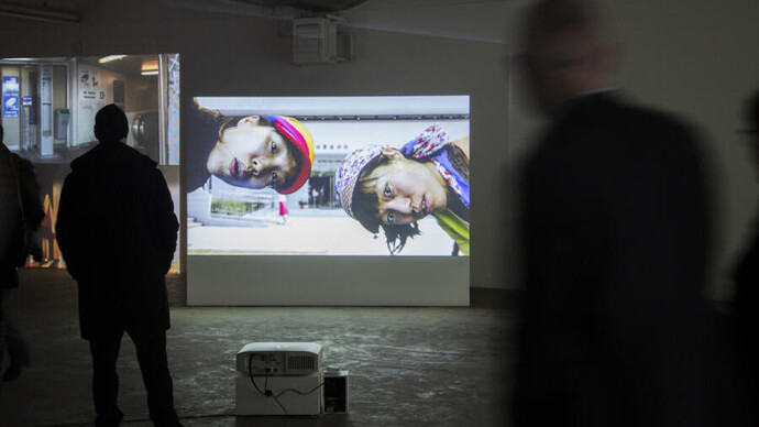 Christoph Oertli, Sensing Bodies, 2020, Ausstellungsansicht Kunsthaus Baselland 2020. Foto: Gina Folly