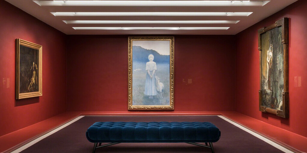 Mystical Symbolism, Exhibition view. Courtesy of Guggenheim Museum