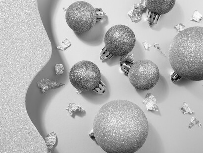 El blanco y el plateado son fáciles de incorporar a muchas ideas decorativas