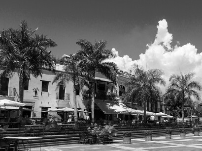 In the heart of Santo Domingo’s Zona Colonial, history breathes alongside everyday life (Dominican Republic)