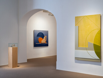 Carlos Garaicoa, La lección de geometría, vista de exhibición. Cortesía de la Galería Pelaires