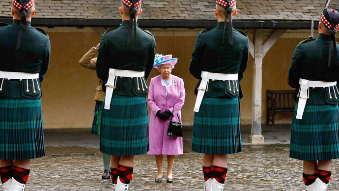 Her Majsety the Queen visits Stirling Castle Photo: Getty Images