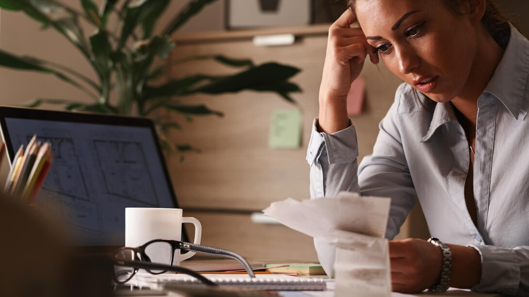 Comprendre ses documents administratifs ne devrait jamais relever du privilège, surtout lorsque des erreurs ou des termes techniques viennent alourdir ce qui devrait être transparent