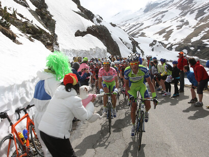 Il Giro d'Italia 2015 a cavallo del Mortirolo