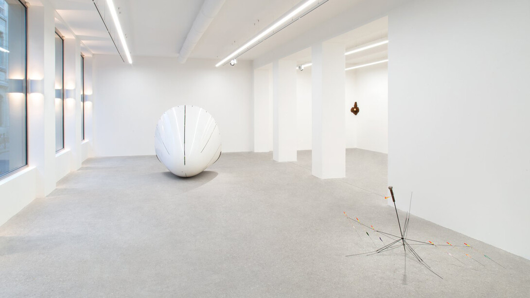 Ruoxi Jin, Microclimats, vue de l'exposition. Avec l'aimable autorisation de la galerie Mennour