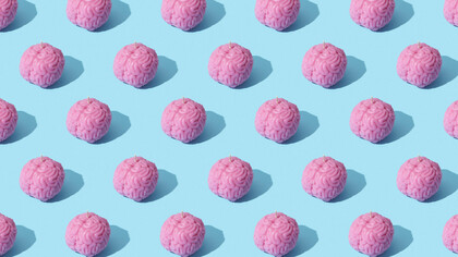 Tout commence là où tout finit, précisément parce que les paramètres qui configurent les réalités face auxquelles on se trouve sont insinués. 