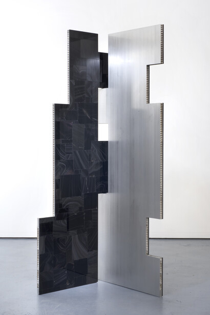 Mark Hagen, A parliament of some things (Additive and Subtractive Sculpture, Obsidian Screen, Panels 1 & 2), 2014, Volcanic glass, epoxy on aluminum honeycomb panel, 2 parts: 84” x 30” (1); 84” x 30” (2) © Mark Hagen - Photographer unknown, all rights reserved, Courtesy of the Artist and Almine Rech Gallery