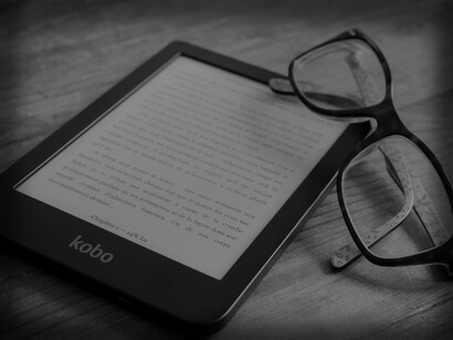 No solo las editoriales con tiradas menores se beneficiaron de las posibilidades que brinda un mundo digitalizado: los grandes grupos también han demostrado un proceso de adaptación