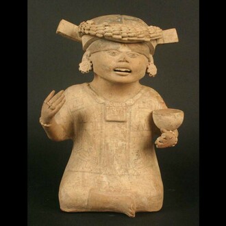 Fuente polícroma con tapa
Materiales: Cerámica
Clásico Temprano 300- 600 d.C
Medidas: 156mm de alto