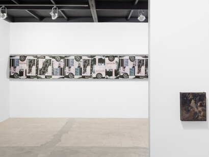 Peter Fischli, Adición, sustracción, multiplicación, exhibition view. Courtesy of House of Gaga