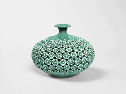 Kim Se-Yong, Celadon Pottery Exhibition, 2024. Courtesy of Kate Oh Gallery