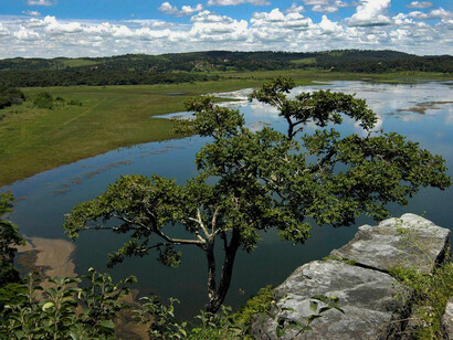 Vista do Parque do Sumidouro na cidade de Lagoa Santa, Minas Gerais, Brasil