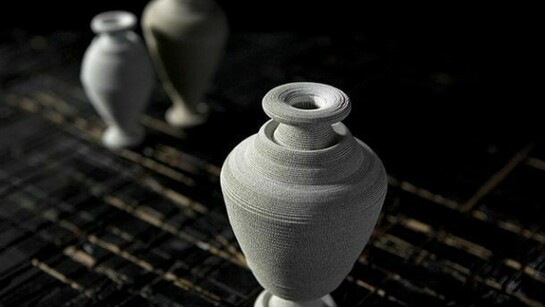 Siba Sahabi, Kerameikos, 2011, (Wall) paper, glue