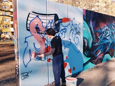 La comunità si basa su legami affettivi, stabili e personali, mentre la società è fondata su rapporti razionali, impersonali e orientati all’interesse. Foto di Lorenzo Tavella