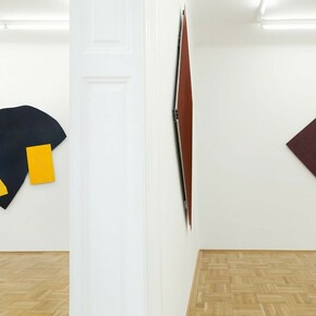 Imi Knobel, Exhibition view. Courtesy of Galerie nächst St. Stephan Rosemarie Schwarzwälder