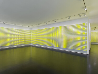Installation views: David Shrigley, ‘Mayfair Tennis
Ball Exchange’, solo exhibition, Stephen Friedman
Gallery (2021). Copyright David Shrigley. Courtesy
the artist and Stephen Friedman Gallery, London.
Photo by Mark Blower.