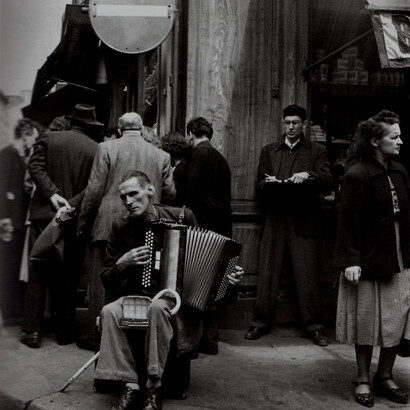L'accordeoniste, Rue Mouffetard, Paris 1951
