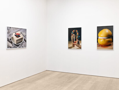 Various artists, Feel first, think later, exhibition view. Courtesy of Andréhn-Schiptjenko