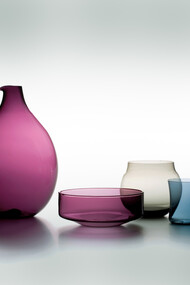 Timo Sarpaneva. i-line Collection, 1956 © Design Museum Finland, Photo: Rauno Träskelin 
