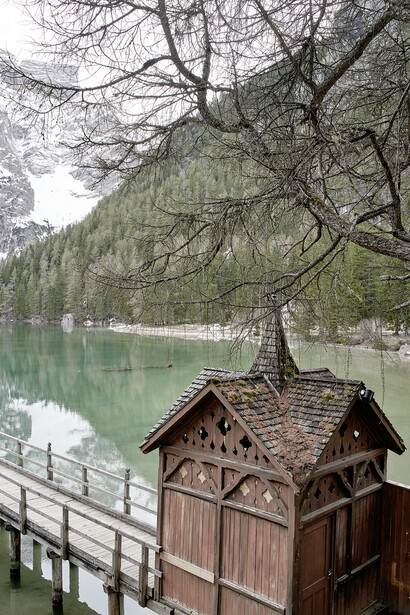Walter Niedermayr, Pragser Wildsee/Lago di Braie, 2020. Courtesy of Gallerie Nazionali di Arte Antica, Palazzo Barberini
