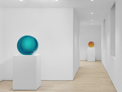 De Wain Valentine. Courtesy of Almine Rech Gallery
