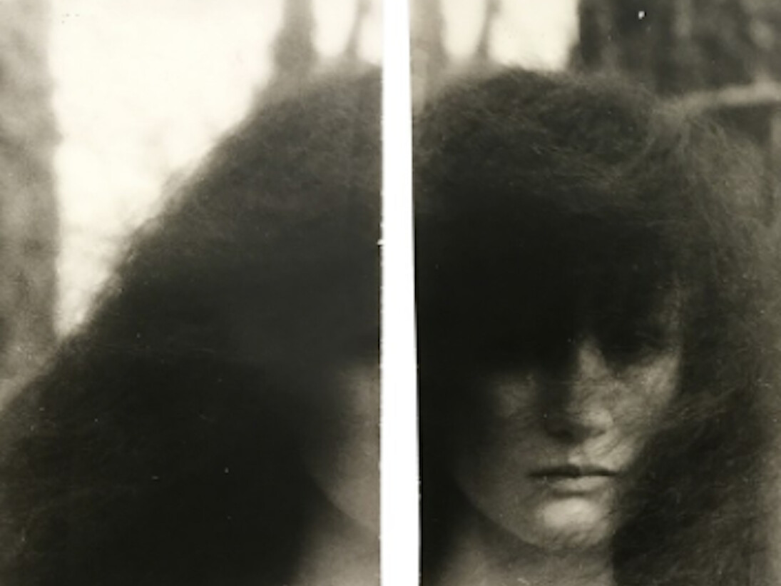 Deborah Turbeville. Montova, Italy, 1977. Courtesy of Deborah Bell Photographs.