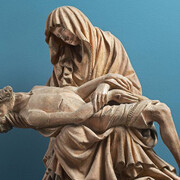 Between Definite and Dubious. Courtesy of Liebieghaus Skulpturensammlung