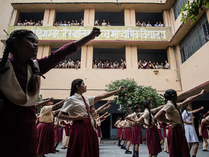 Udaipur, Rajasthan. Allenamento all'autodifesa presso la Jain Balika Girls School, foto Ivan Sarfatti