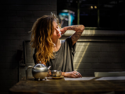 En una modernidad que tiende a la aceleración, el tiempo no se divide, ni siquiera puede ser segmentado con rituales de inicio o finalización