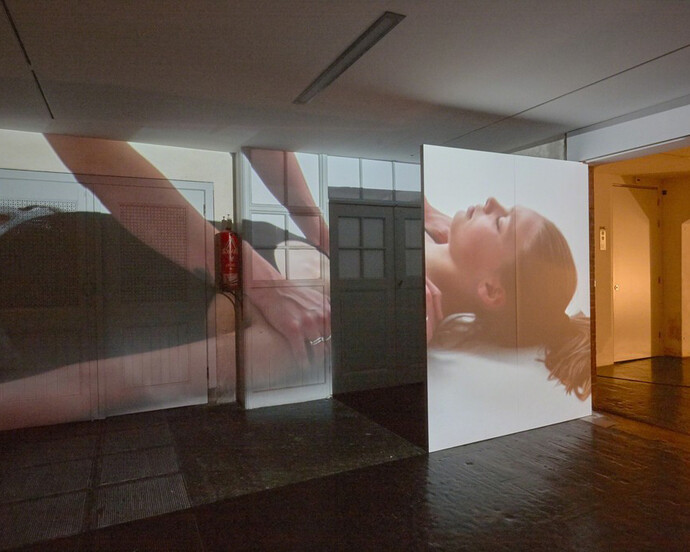 Imprinted Mater. Courtesy of Looiersgracht 60