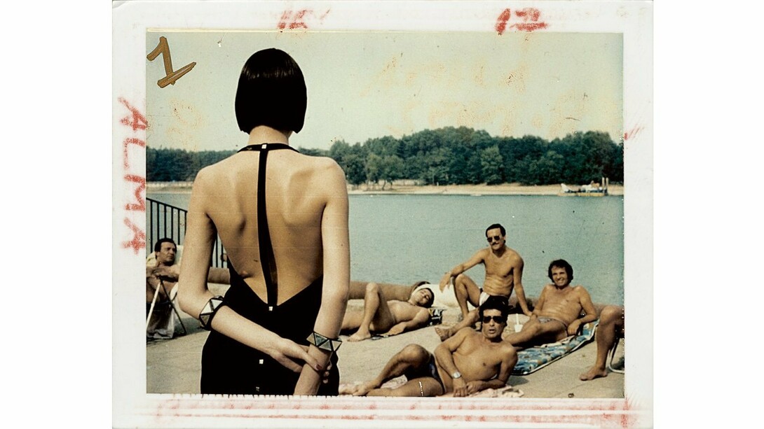 Helmut Newton,
Amica, Milan 1982 (Polacolor)
© Helmut Newton Foundation