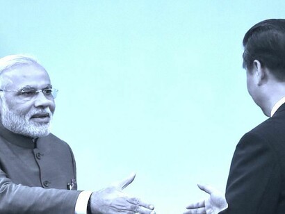 Narendra Modi, primer ministro de la India, con el presidente chino