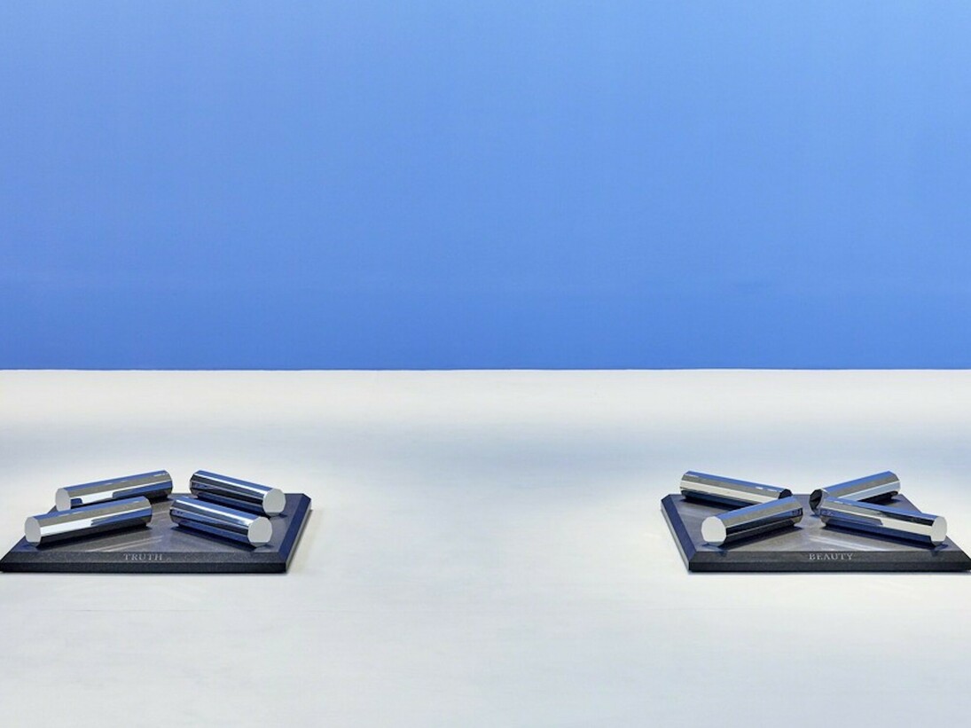 Walter De Maria, Exhibition view. Courtesy of Gagosian Gallery