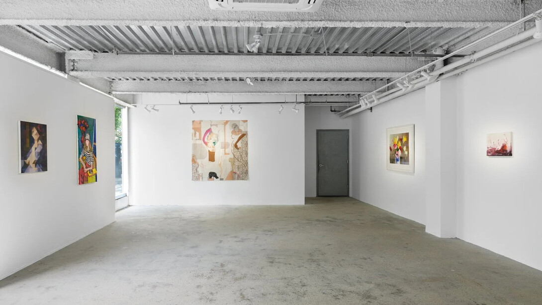 Various artists, Traces of human presence, exhibition view. Courtesy of Kaliner Gallery