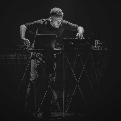 Nel 2024, Noklan ha pubblicato il suo album di debutto solista intitolato "A Large Space In A Small Room", composto da sette tracce per una durata complessiva di circa 43 minuti. Foto di @21aka12