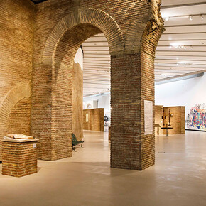 Various artists, Passeggiate Romane, exhibition view. Courtesy of Maxxi 