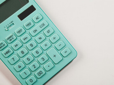 Desafíos como no gastar durante un período determinado buscan romper patrones de consumo automático y fomentar hábitos financieros más sostenibles