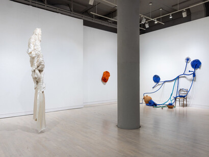 Various artists, Tea party, exhibition view. Courtesy of Locks Gallery 