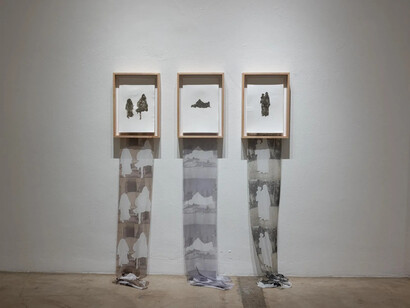 Azadeh Shladovsky and Daniel Wheeler, Valence, exhibition view. Courtesy of Track 16