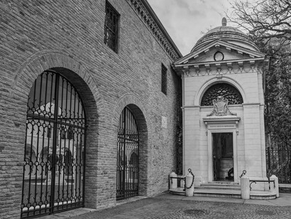 Tumba de Dante Alighieri, Rávena