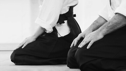 In budo training we learn to discover and connect to our center – tanden