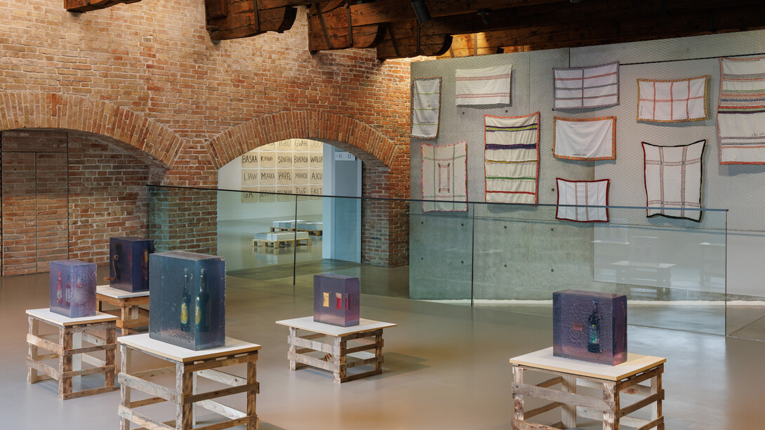 Paulo Nazareth, Algebra, veduta della mostra. Cortesia di Punta della Dogana