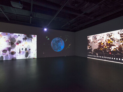 Jennifer West: “Is Film Over?”, Exhibition view. Courtesy of Yuz Museum