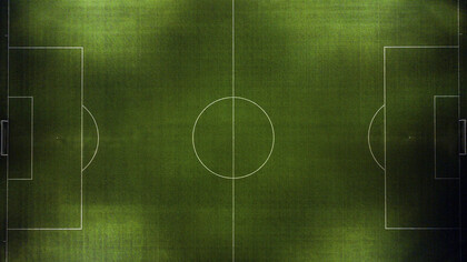 Cancha de fútbol a la espera de un partido