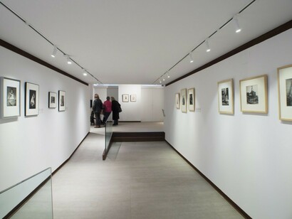 Surrealist Women, Exhibition view. Courtesy of Mayoral