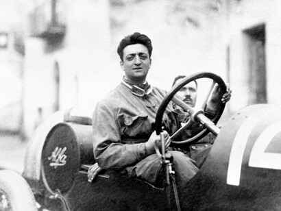 Enzo Ferrari pilota