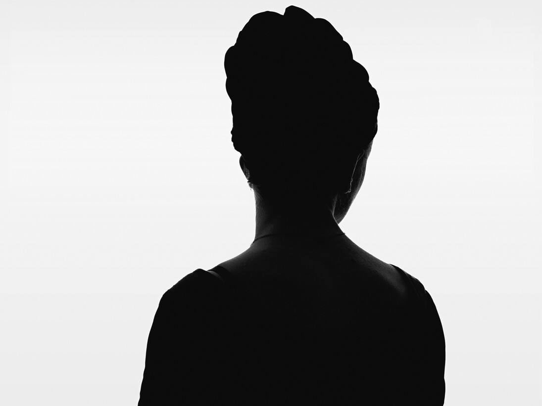 Bettina von Zwehl, Laments (detail), Part2, 2014, C type print, 21.8 x 16.5 cm, Edition of 5 2AP  