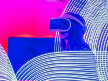 La inteligencia artificial permite crear campañas falsas con estética impecable, testimonios creíbles y lenguaje altamente persuasivo